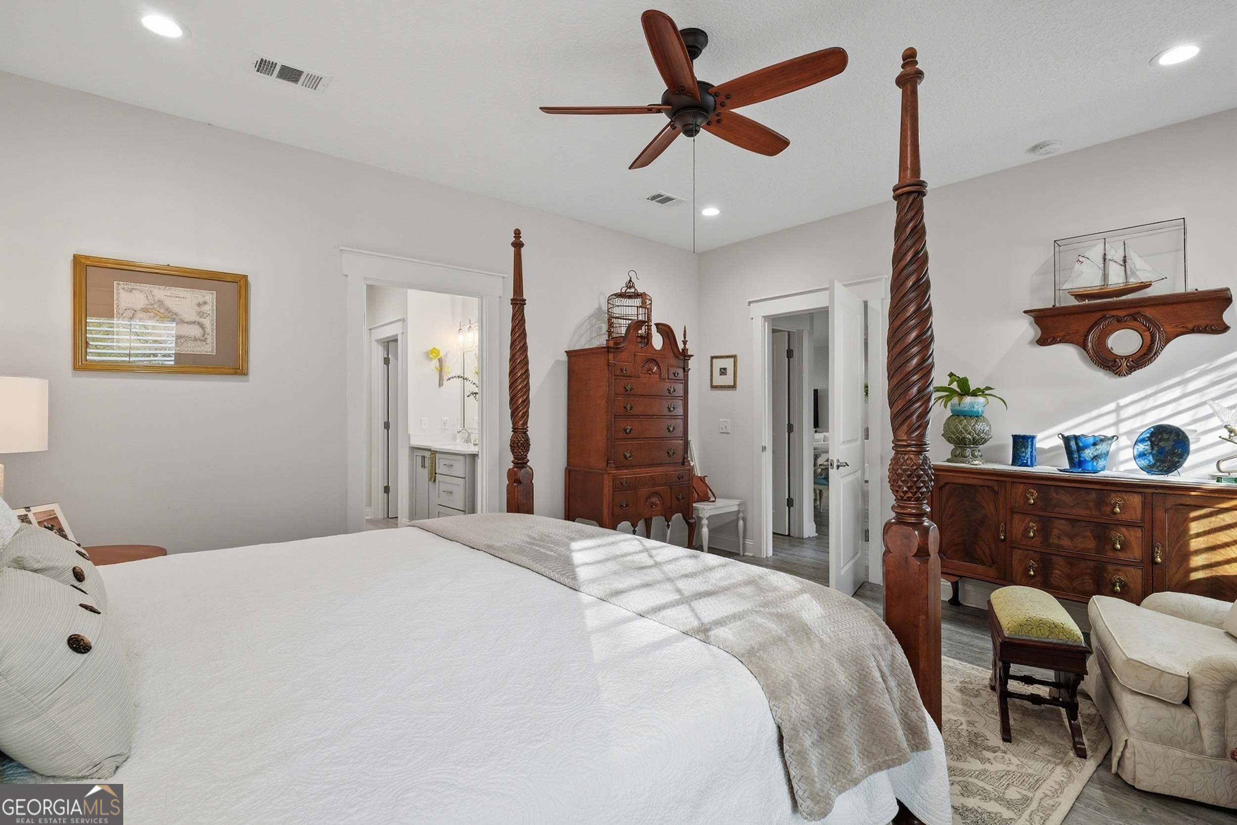 1017 Captains Cv Way St. Simons Island, GA 31522 - Photo 19 of 31