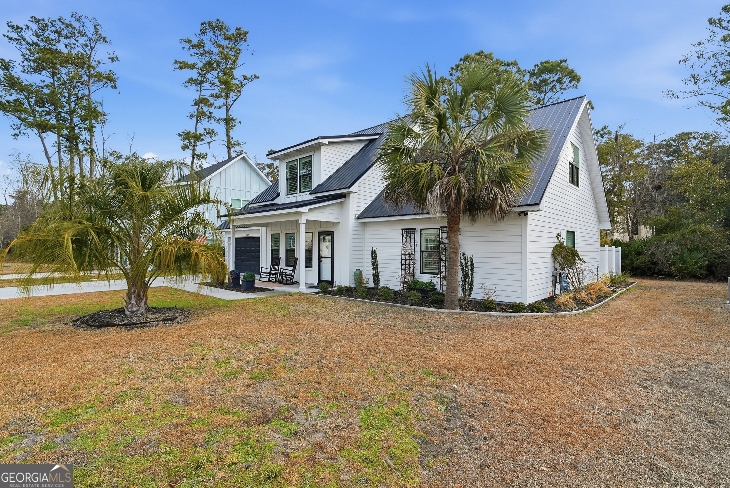 1017 Captains Cv Way St. Simons Island, GA 31522 - Photo 3 of 31