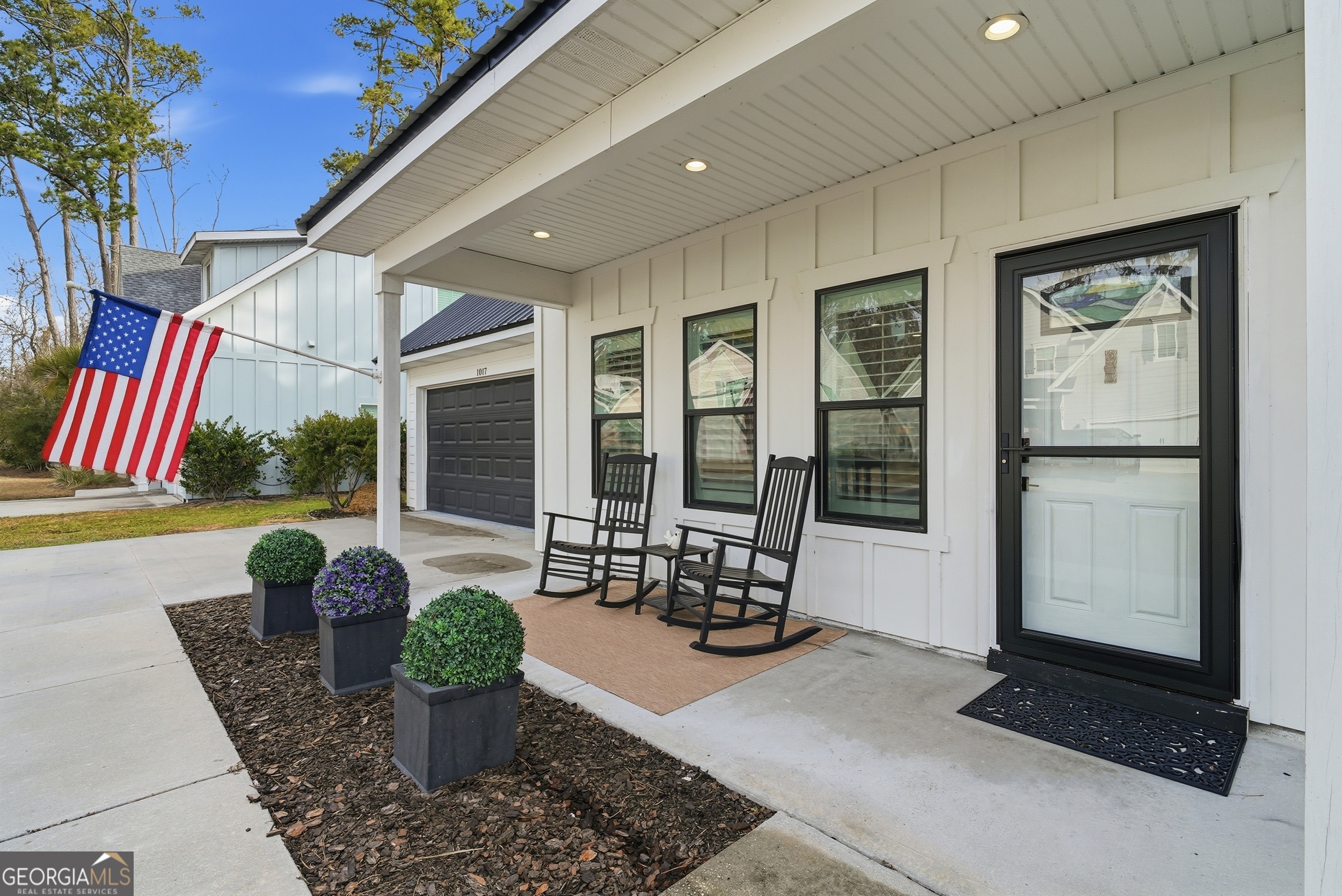 1017 Captains Cv Way St. Simons Island, GA 31522 - Photo 4 of 31