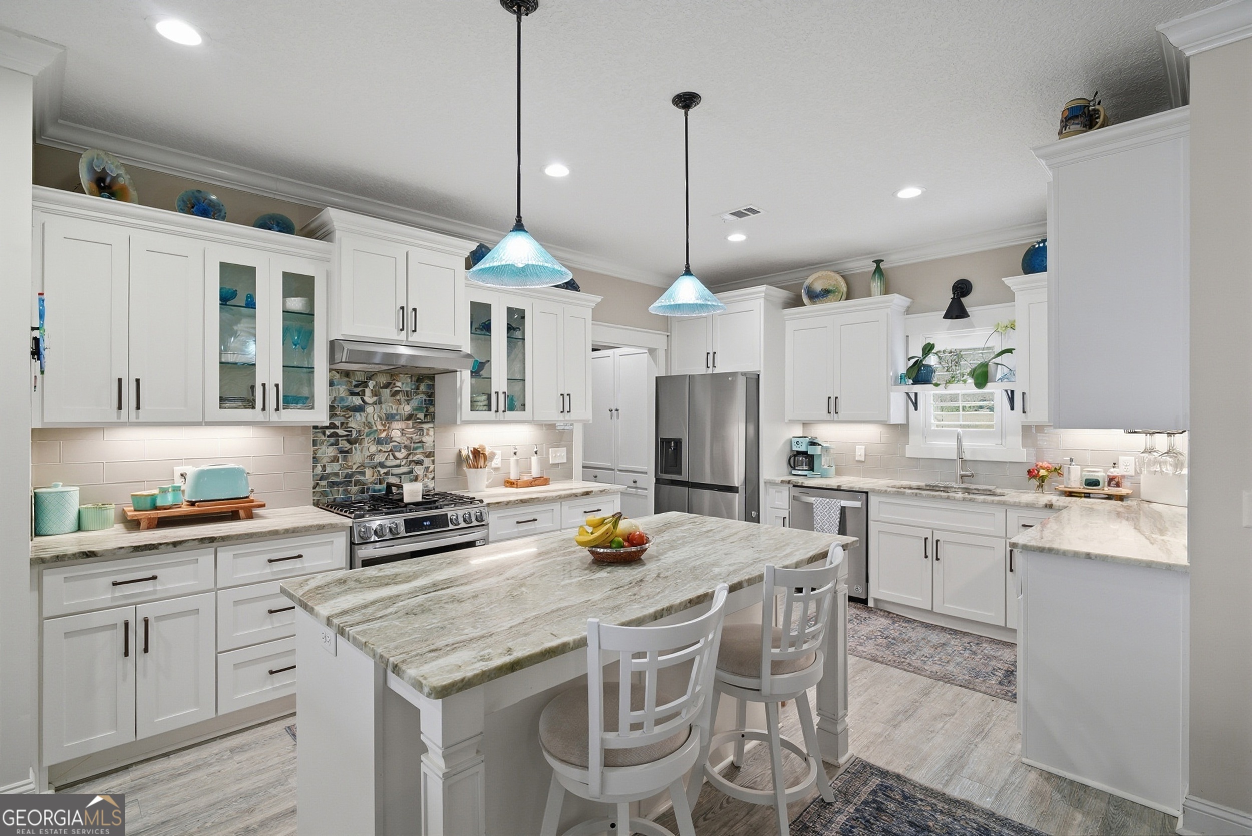 1017 Captains Cv Way St. Simons Island, GA 31522 - Photo 9 of 31