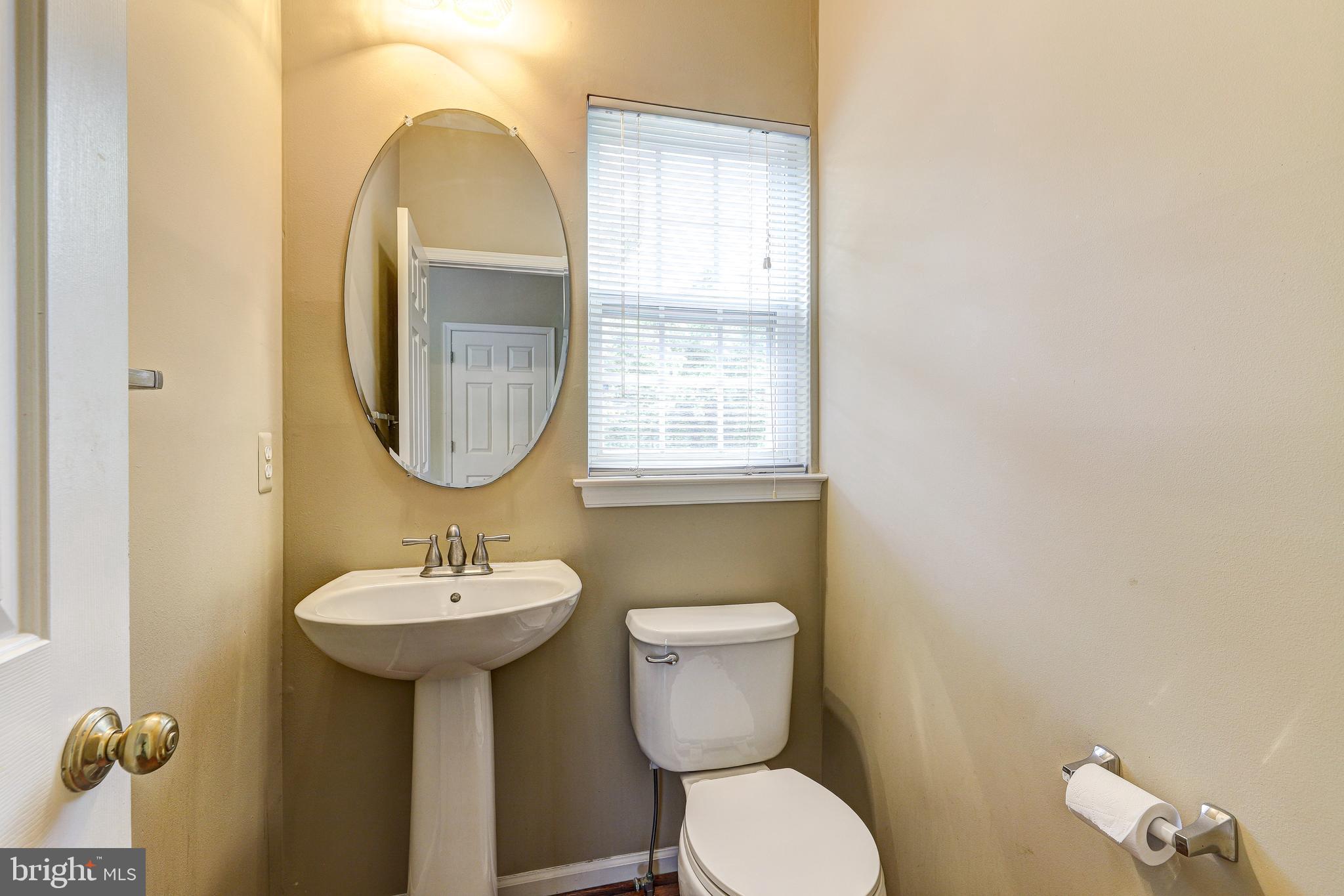 201 Marshall Wood Road Reisterstown, MD 21136 - Photo 15 of 28 First floor Powder Room