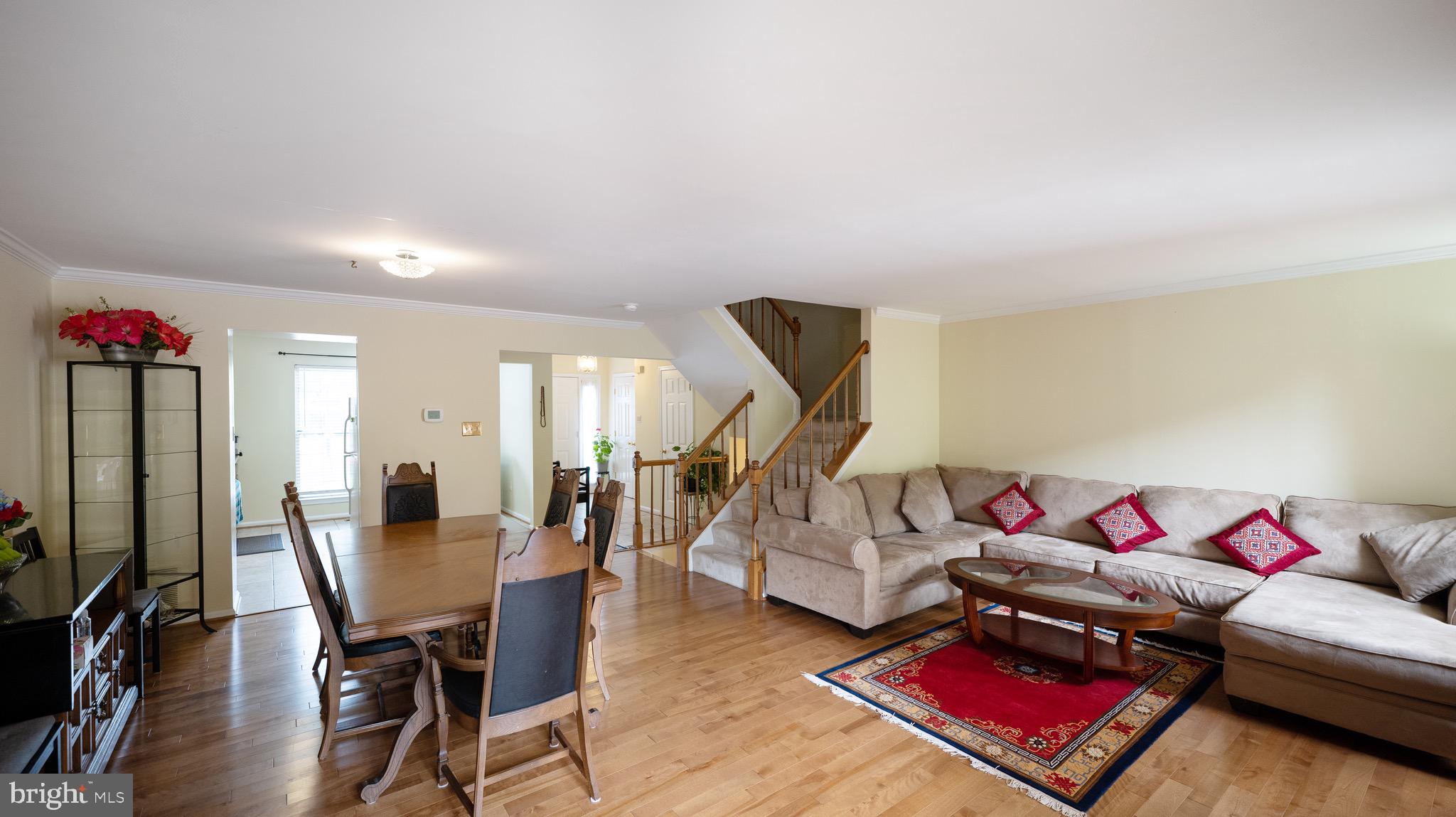 15056 Shamrock Ridge Road Silver Spring, MD 20906 - Photo 9 of 26 Dining/Living room combo