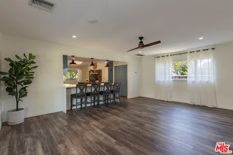 $899,000 | 8362 Shirley Avenue, Northridge, CA 91324