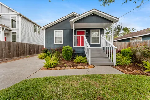 $299,900 | 809 East 40th Street, Houston, TX 77022
