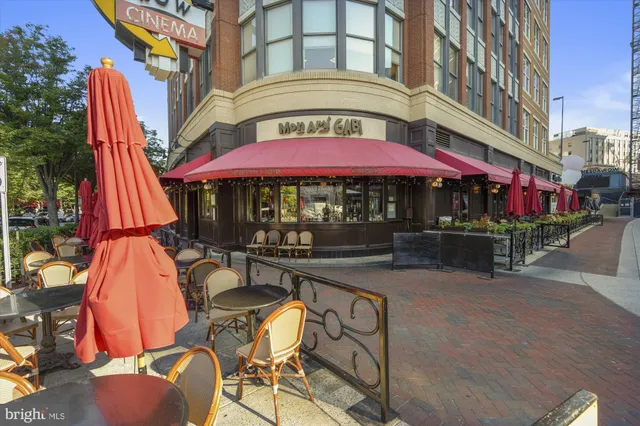 $1,190,000 | 4915 Hampden Lane, Unit 101, Bethesda, MD 20814