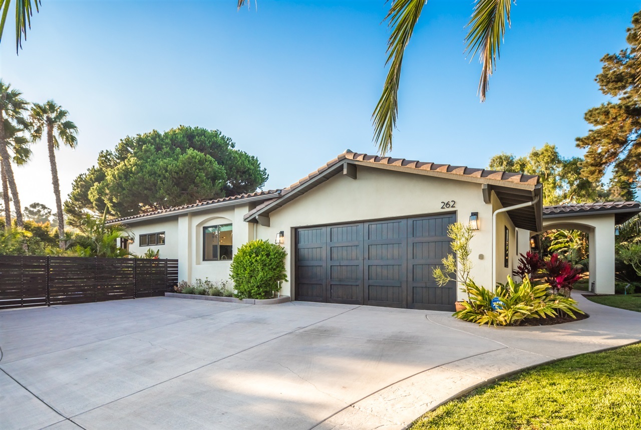 262 Via Del Cerrito Encinitas, CA 92024 - Photo 2 of 24