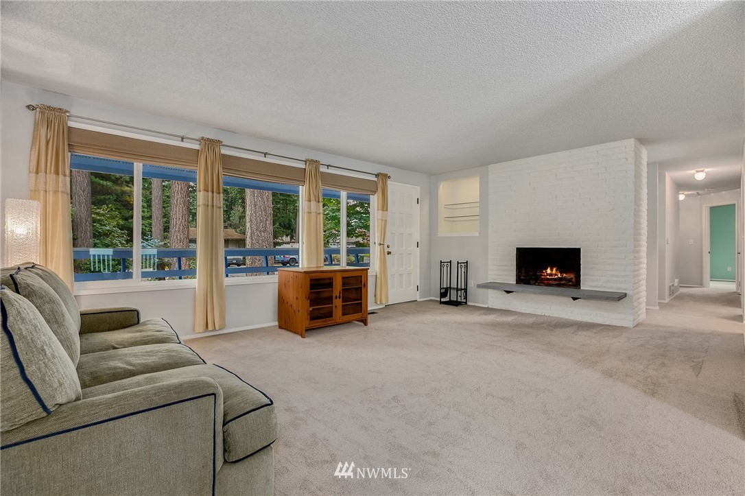 14627 164th Place Southeast Renton, WA 98059 - Photo 2 of 25