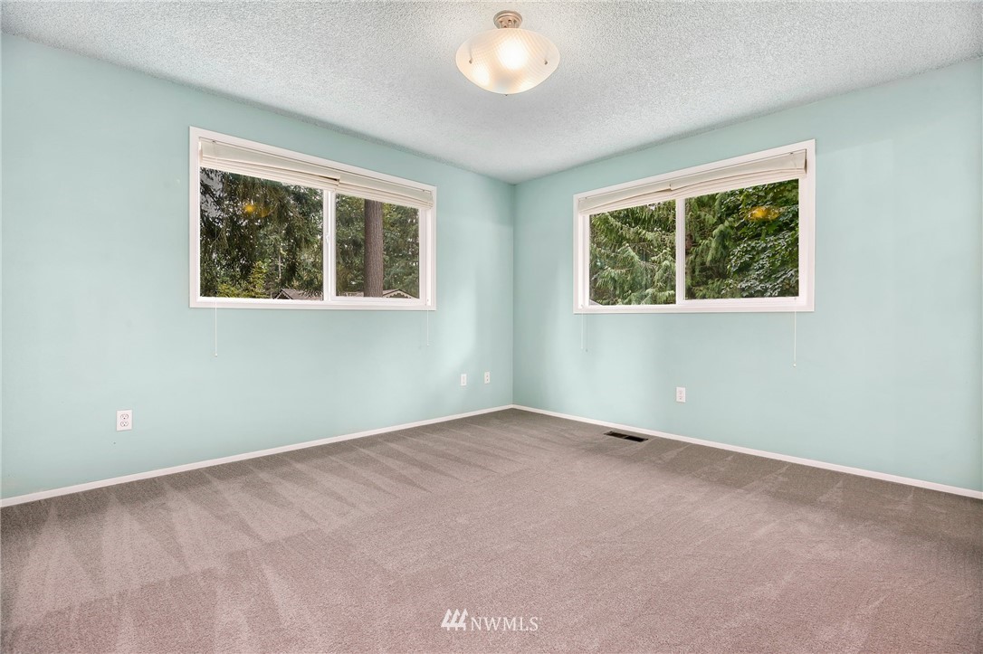 14627 164th Place Southeast Renton, WA 98059 - Photo 11 of 25