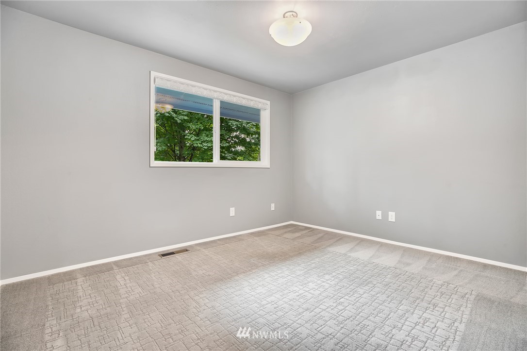 14627 164th Place Southeast Renton, WA 98059 - Photo 14 of 25