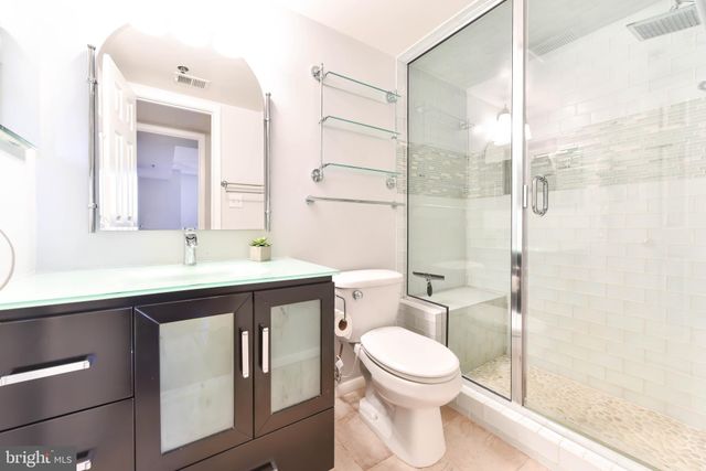 $510,000 | 1001 North Vermont Street, Unit 813, Arlington, VA 22201