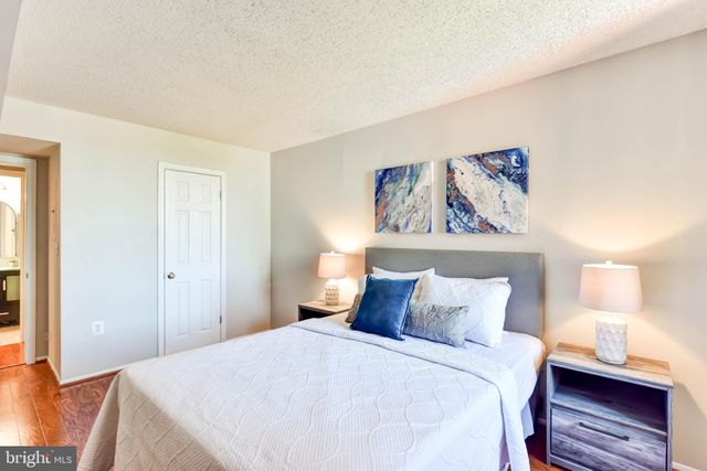 $510,000 | 1001 North Vermont Street, Unit 813, Arlington, VA 22201