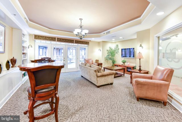 $510,000 | 1001 North Vermont Street, Unit 813, Arlington, VA 22201