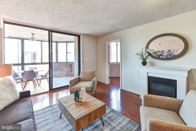 $510,000 | 1001 North Vermont Street, Unit 813, Arlington, VA 22201