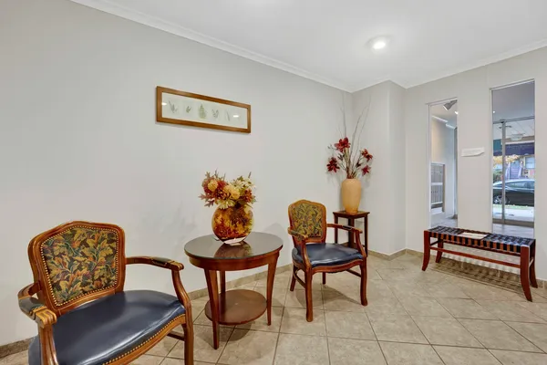 $145,000 | 314 Lathrop Avenue, Unit 407, Forest Park, IL 60130