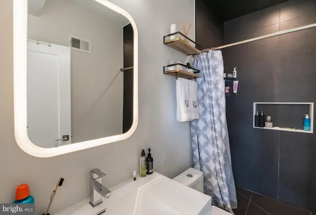 $1,725 | 1612 Germantown Avenue, Unit 3, Philadelphia, PA 19122