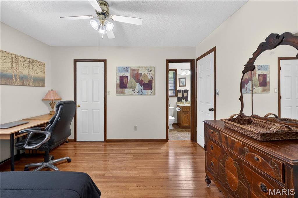 411 John Henry Road Belleville, IL 62220 - Photo 22 of 49