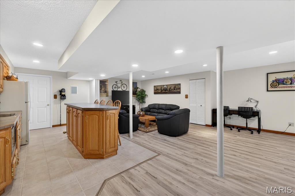 411 John Henry Road Belleville, IL 62220 - Photo 32 of 49