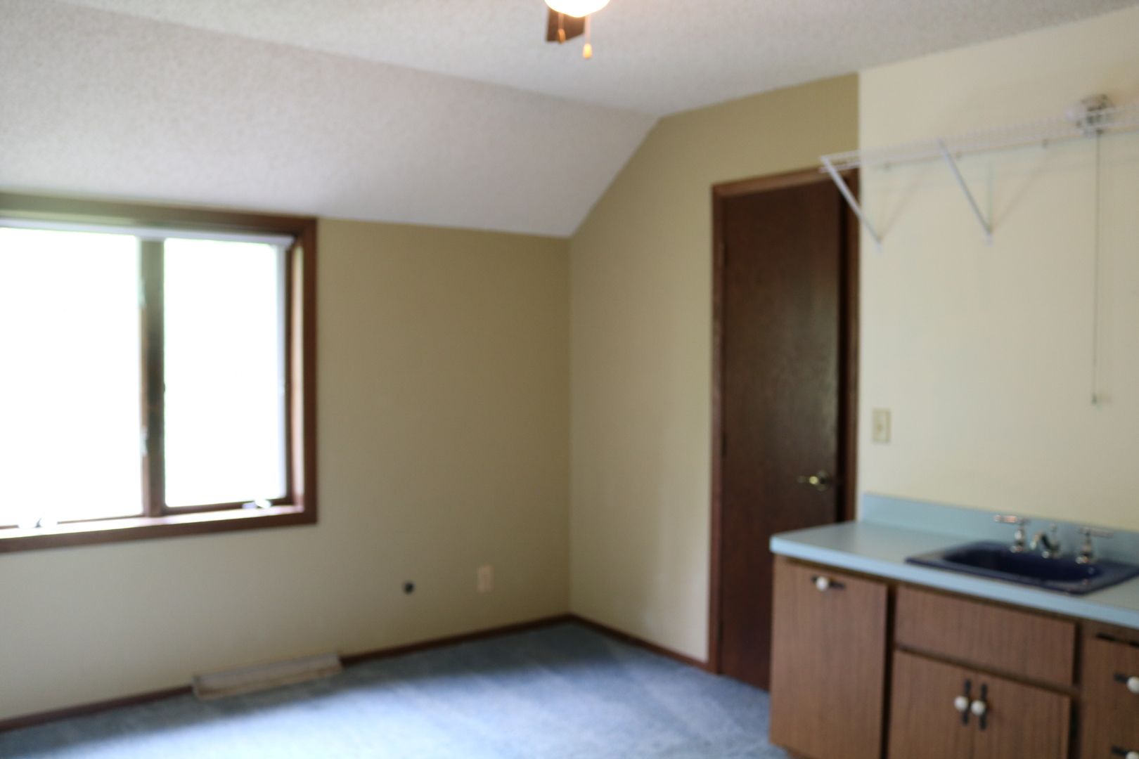 25350 Hill Road Minooka, IL 60447 - Photo 22 of 24 a view of an empty room and window
