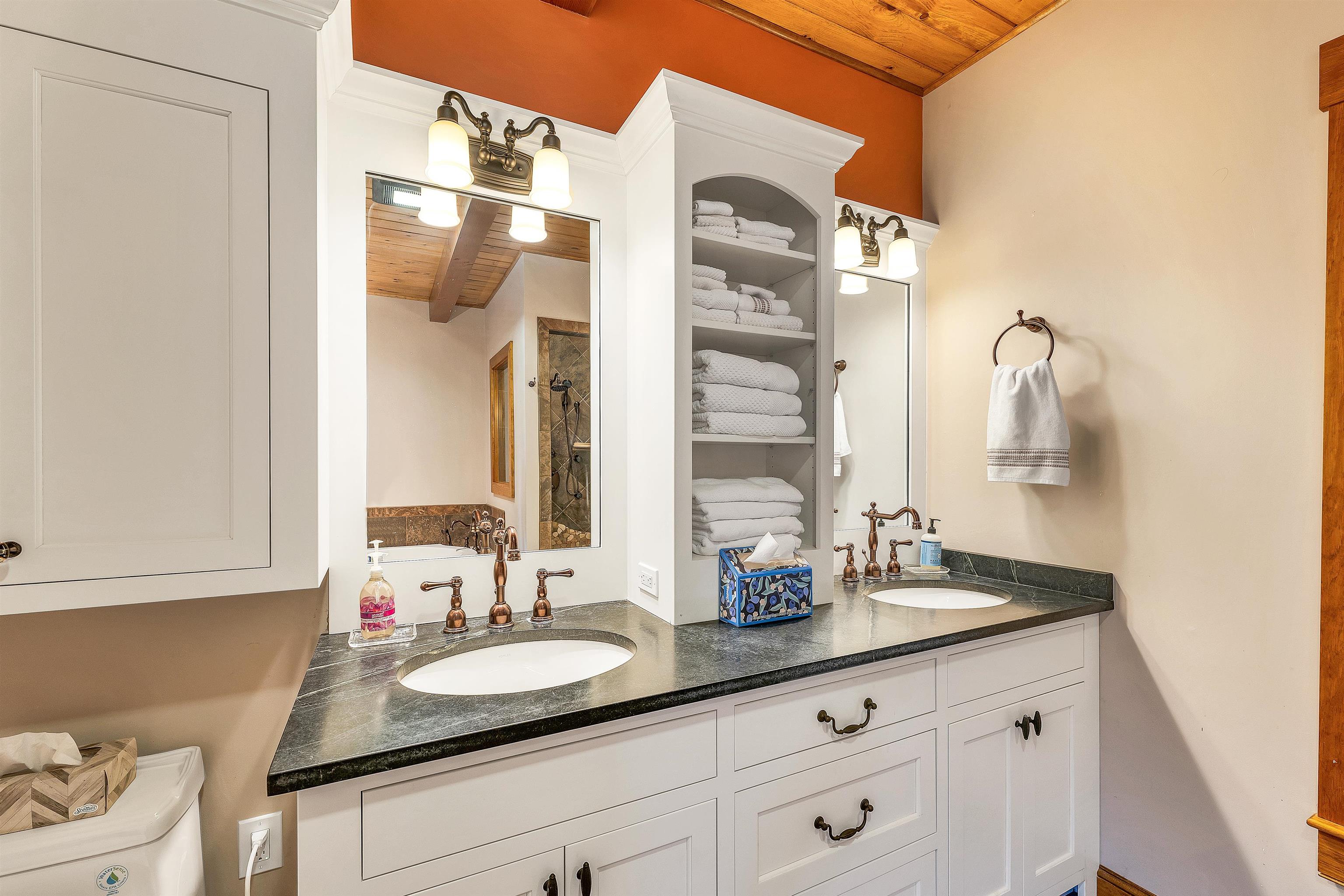 81 Timberlane P Wolfeboro, NH 03894 - Photo 29 of 60