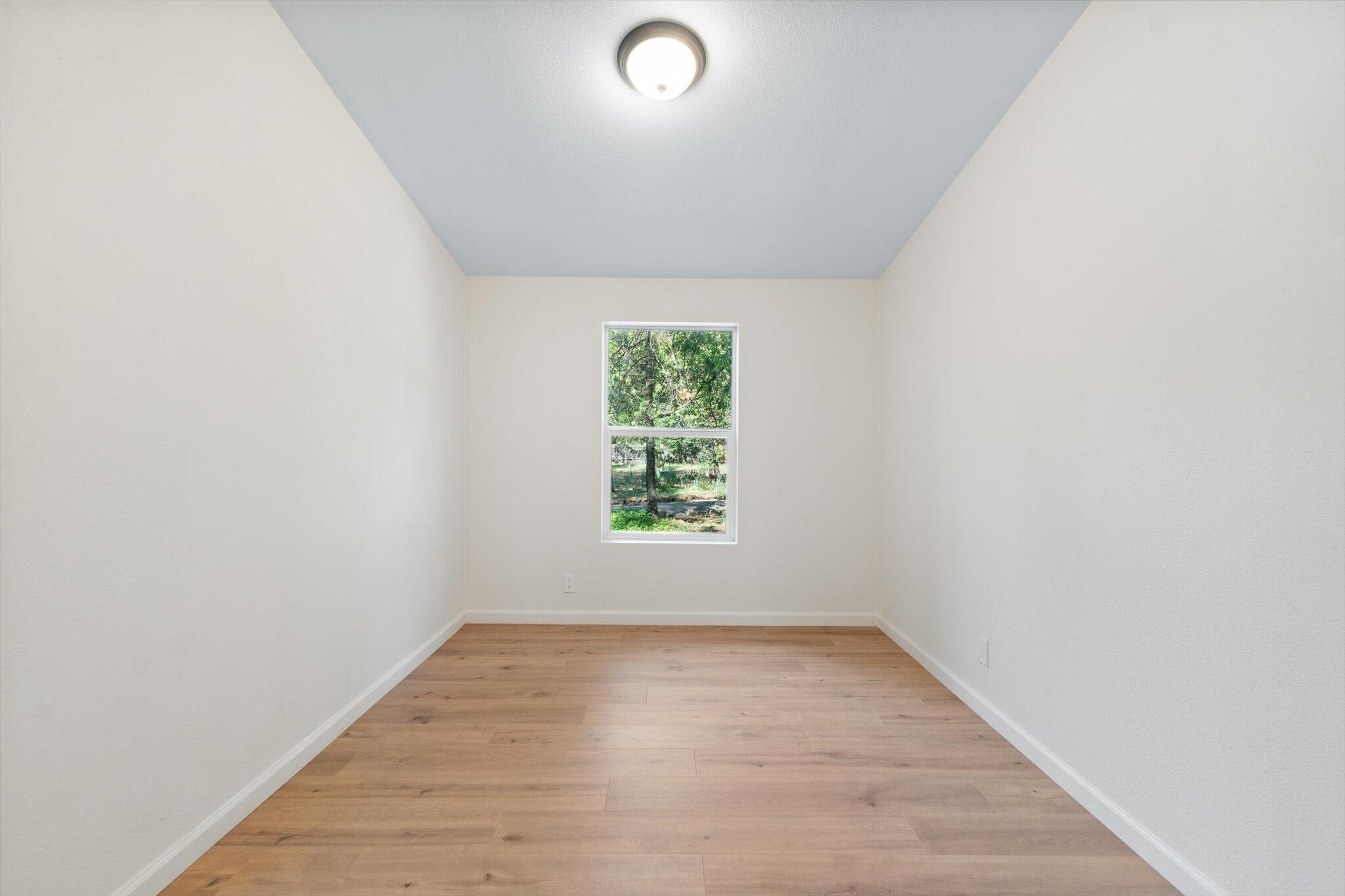7727 Pegnan Road Shingletown, CA 96088 - Photo 22 of 44 18-BiggerFlow Real Estate Media-18