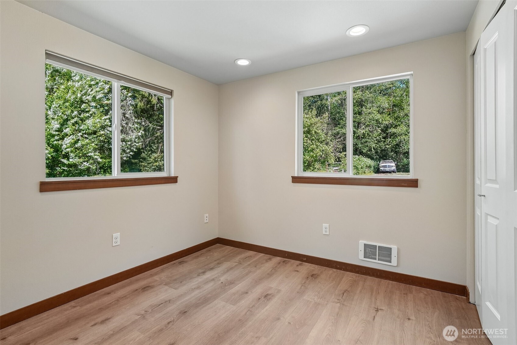 21199 Grip Road Sedro-Woolley, WA 98284 - Photo 21 of 37
