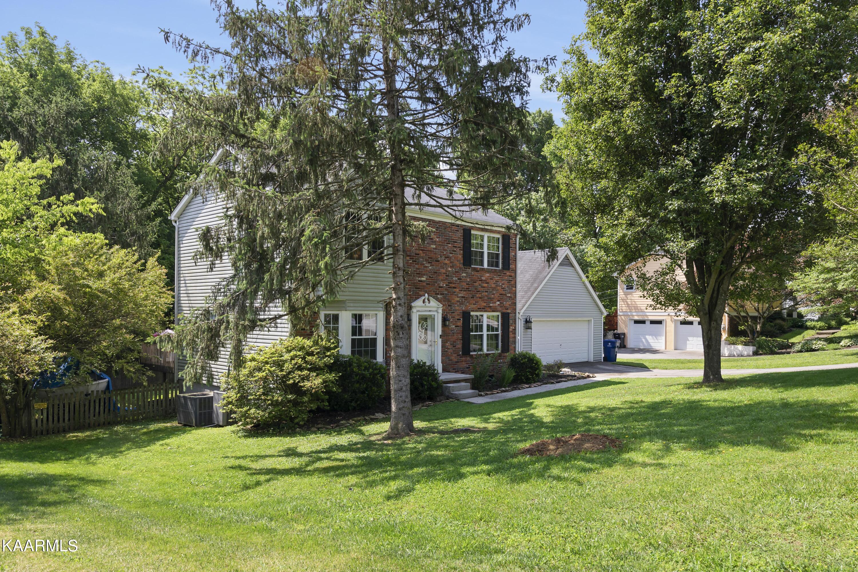 2000 Bishops Bridge Road Knoxville, TN 37922 - Photo 2 of 20 Street View