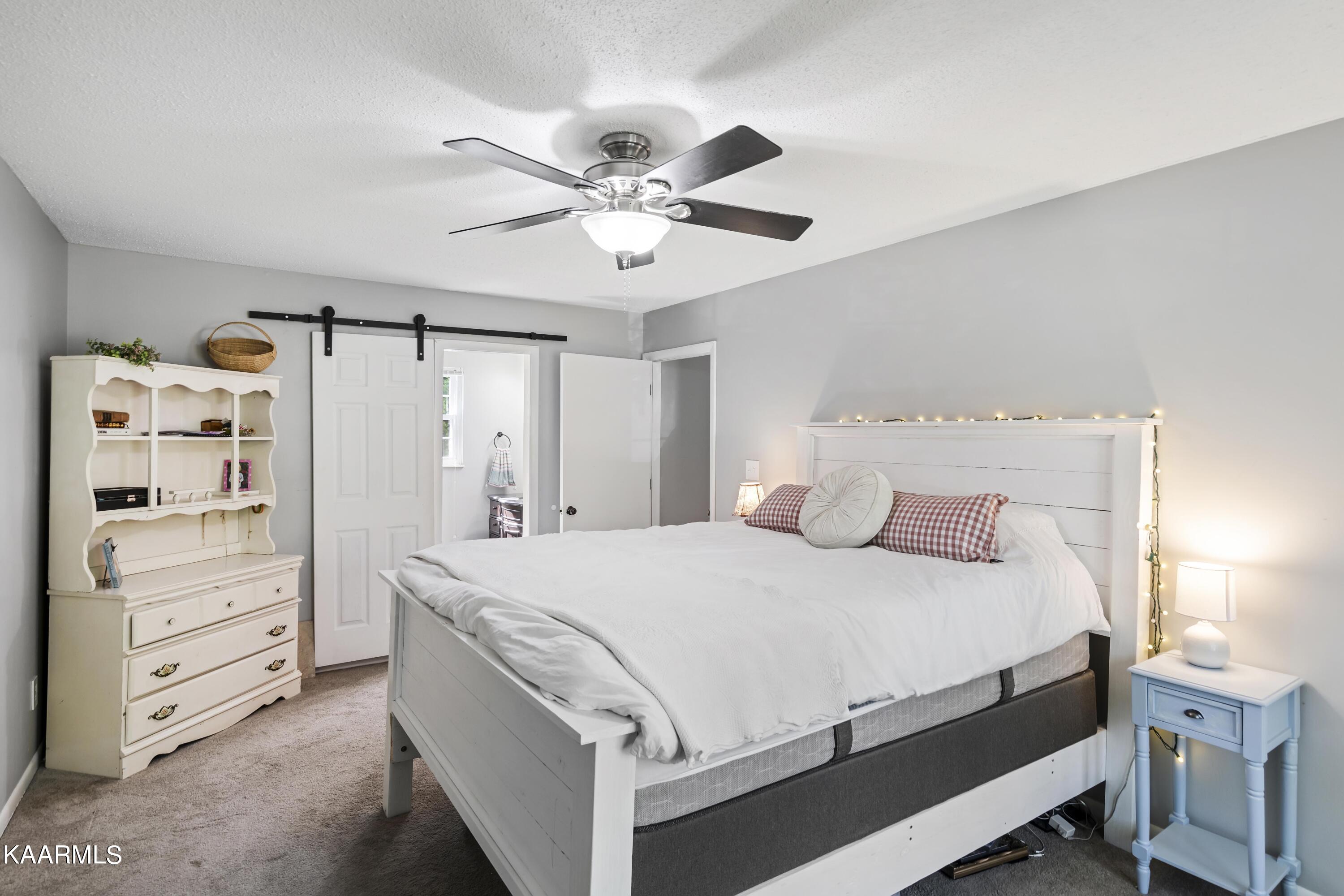 2000 Bishops Bridge Road Knoxville, TN 37922 - Photo 10 of 20 Master Bedroom