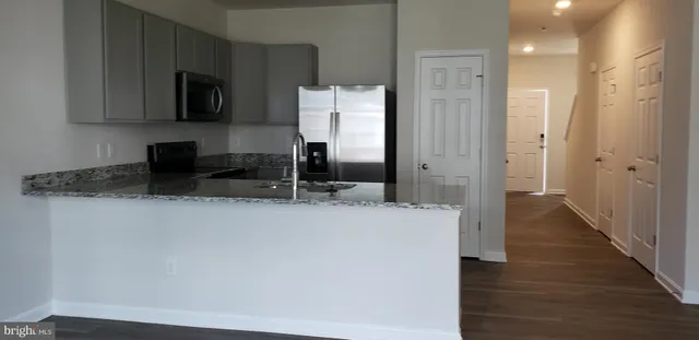 $1,600 | 208 Caterpillar Drive, Luray, VA 22835