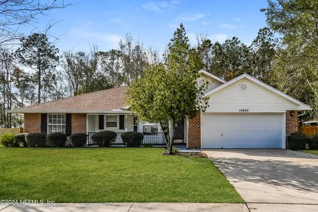 $1,795 | 10450 McGirts Creek Drive, Jacksonville, FL 32221