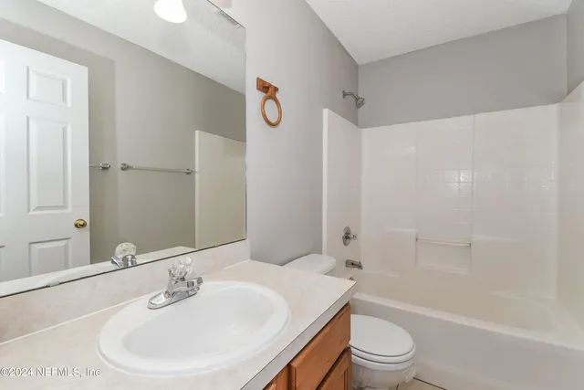 $1,795 | 10450 McGirts Creek Drive, Jacksonville, FL 32221