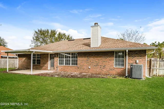 $1,795 | 10450 McGirts Creek Drive, Jacksonville, FL 32221