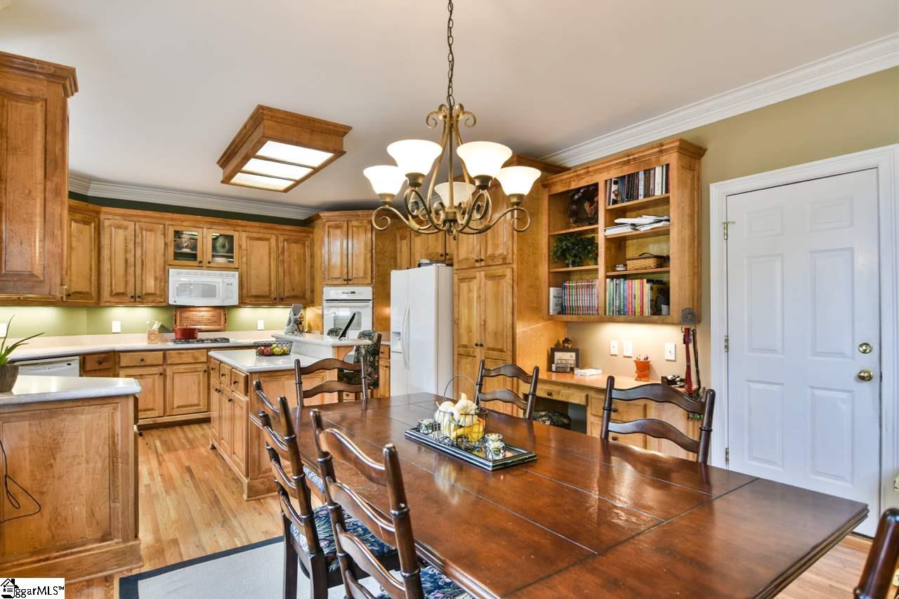 902 Carriage Hill Road Simpsonville, SC 29681 - Photo 15 of 35 Gallery Image 15