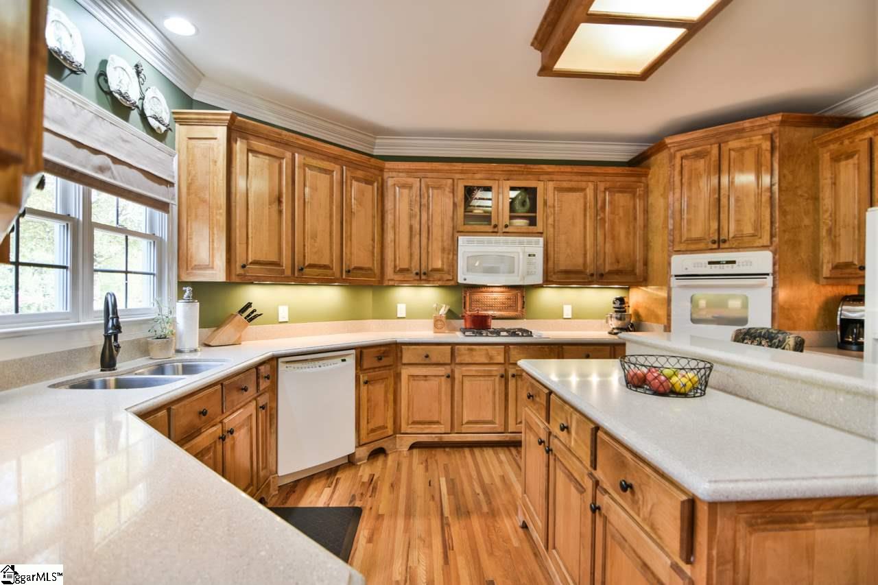 902 Carriage Hill Road Simpsonville, SC 29681 - Photo 18 of 35 Gallery Image 18