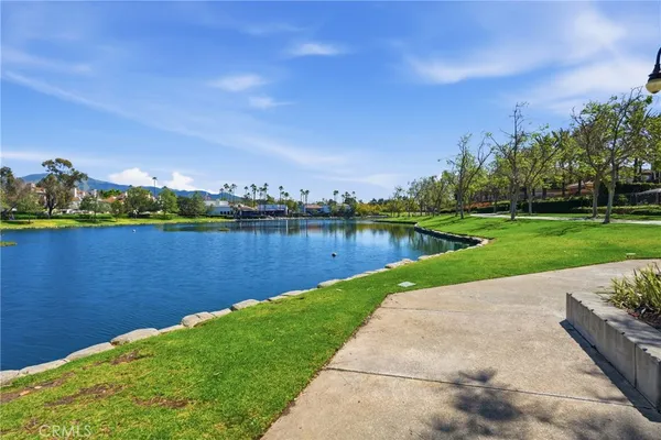 $825,000 | 46 Calle De Los Ninos, Rancho Santa Margarita, CA 92688