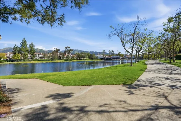$825,000 | 46 Calle De Los Ninos, Rancho Santa Margarita, CA 92688