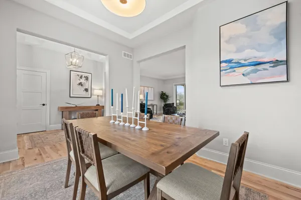 $999,900 | W248-n2151 Kettle Cove Court, Pewaukee, WI 53072