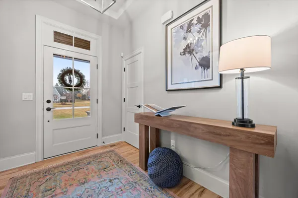 $999,900 | W248-n2151 Kettle Cove Court, Pewaukee, WI 53072