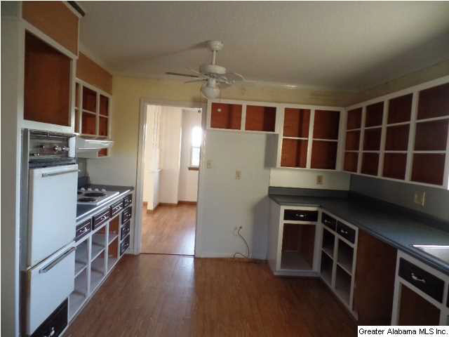 7509 Dickey Springs Road Bessemer, AL 35022 - Photo 5 of 14