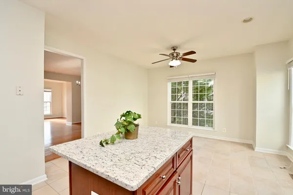 $3,200 | 5027 Village Fountain Place, Centreville, VA 20120