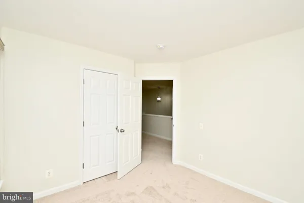$3,200 | 5027 Village Fountain Place, Centreville, VA 20120