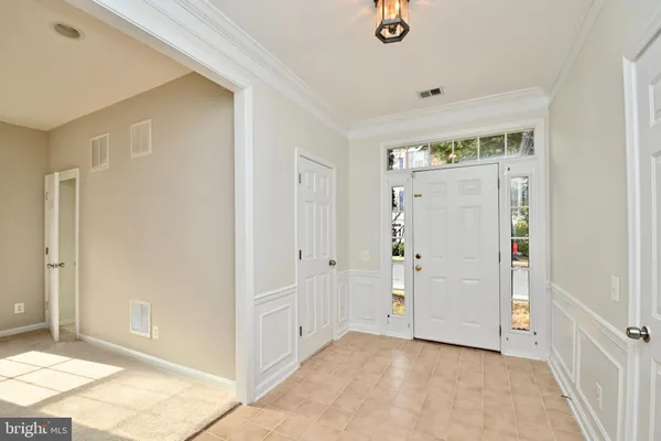 $3,200 | 5027 Village Fountain Place, Centreville, VA 20120