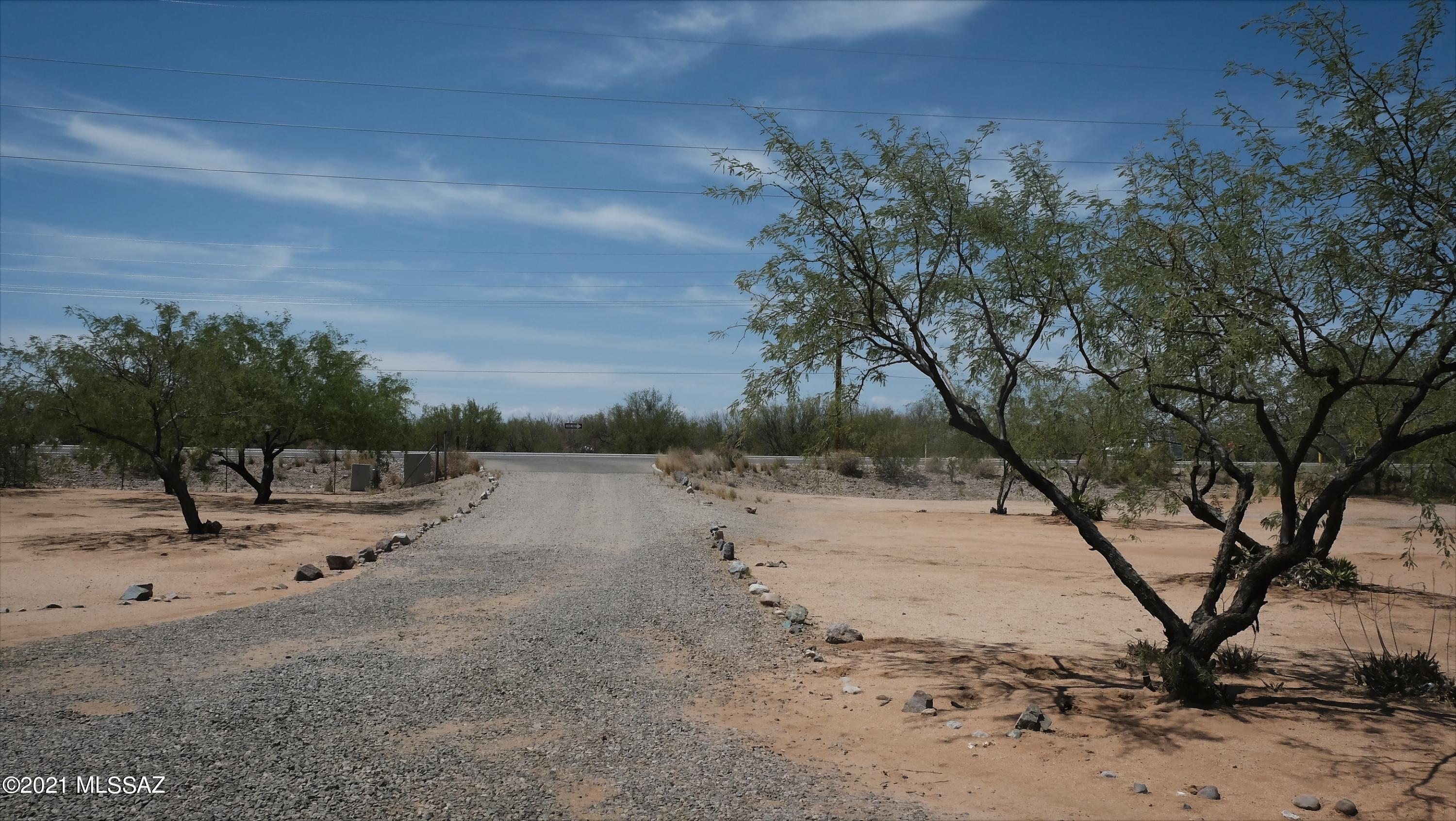 6750 West Valencia Road Tucson, AZ 85757 - Photo 4 of 29 Gallery Image 4