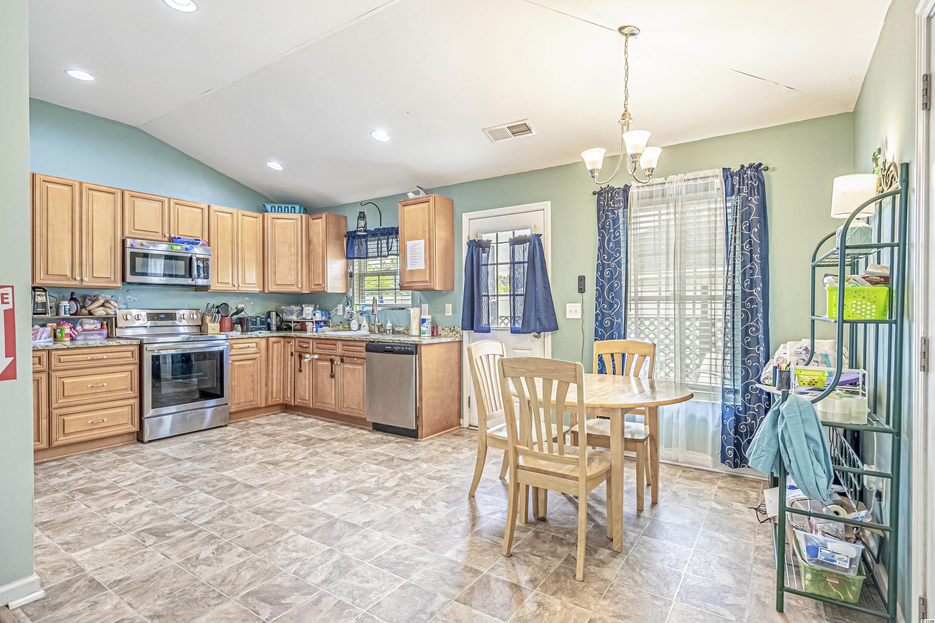 2203 Belladora Road Conway, SC 29527 - Photo 7 of 28 Gallery Image 7