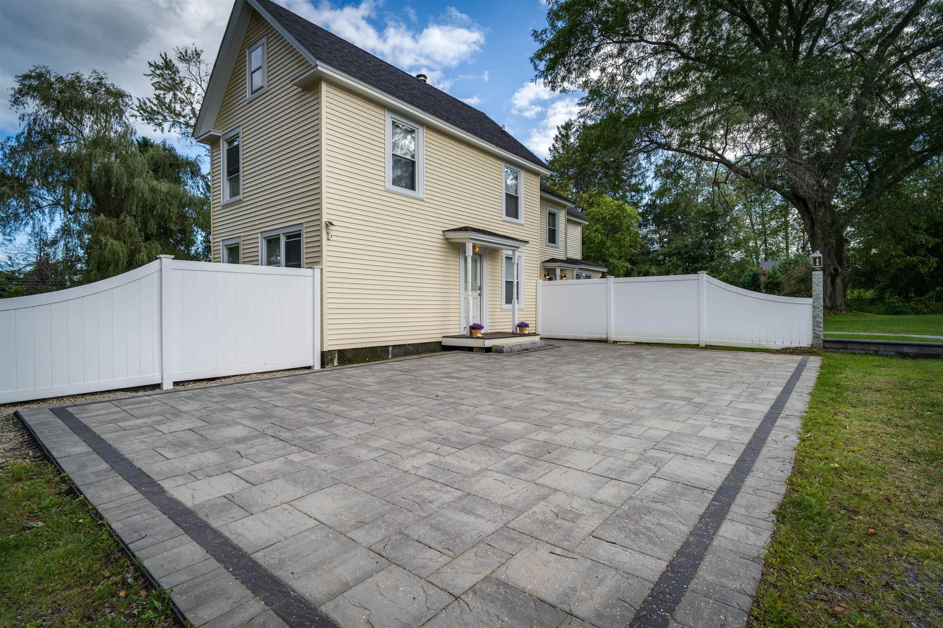 2 Emery Lane Stratham, NH 03885 - Photo 17 of 40 Gallery Image 17