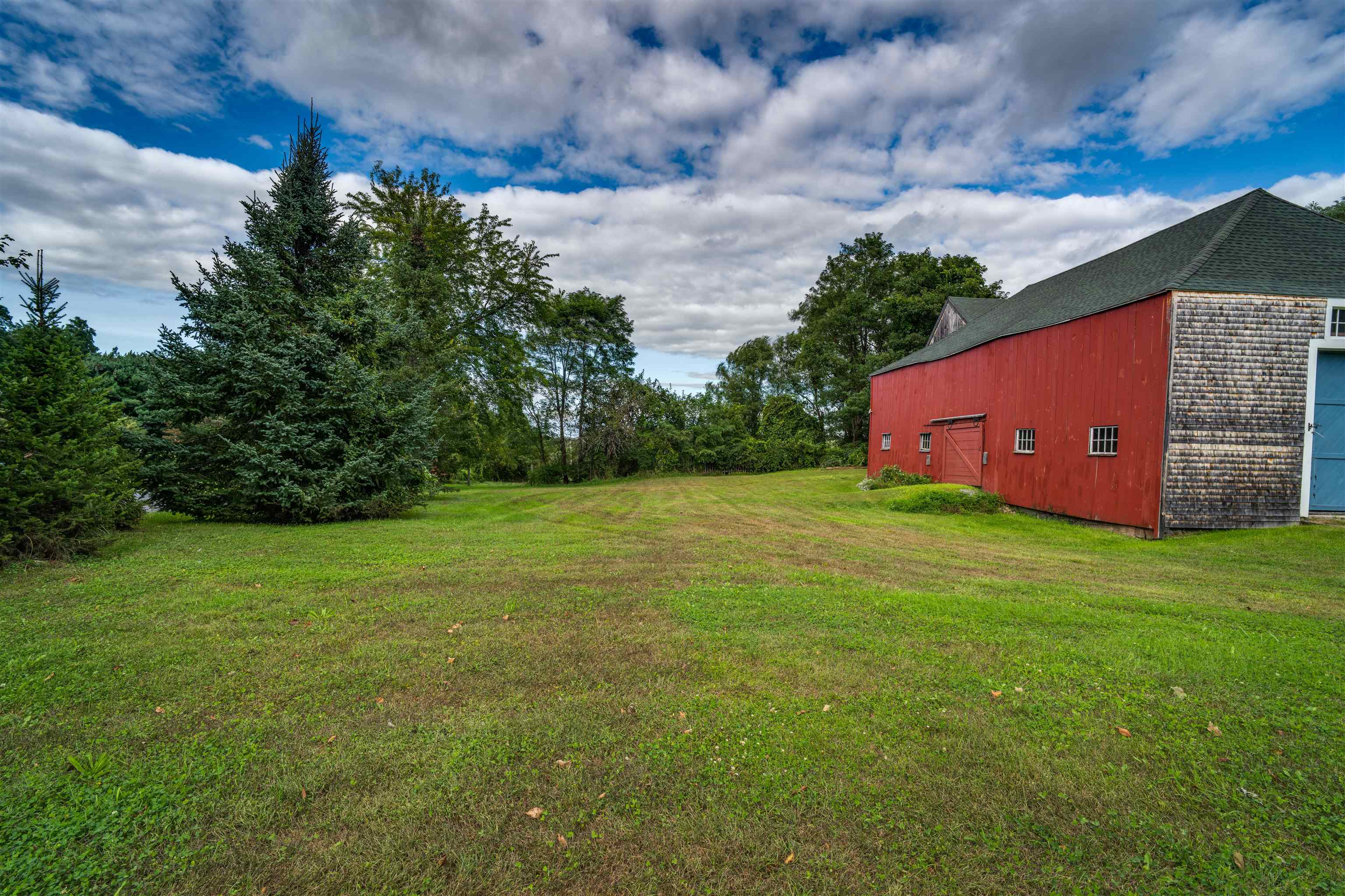 2 Emery Lane Stratham, NH 03885 - Photo 32 of 40 Gallery Image 32