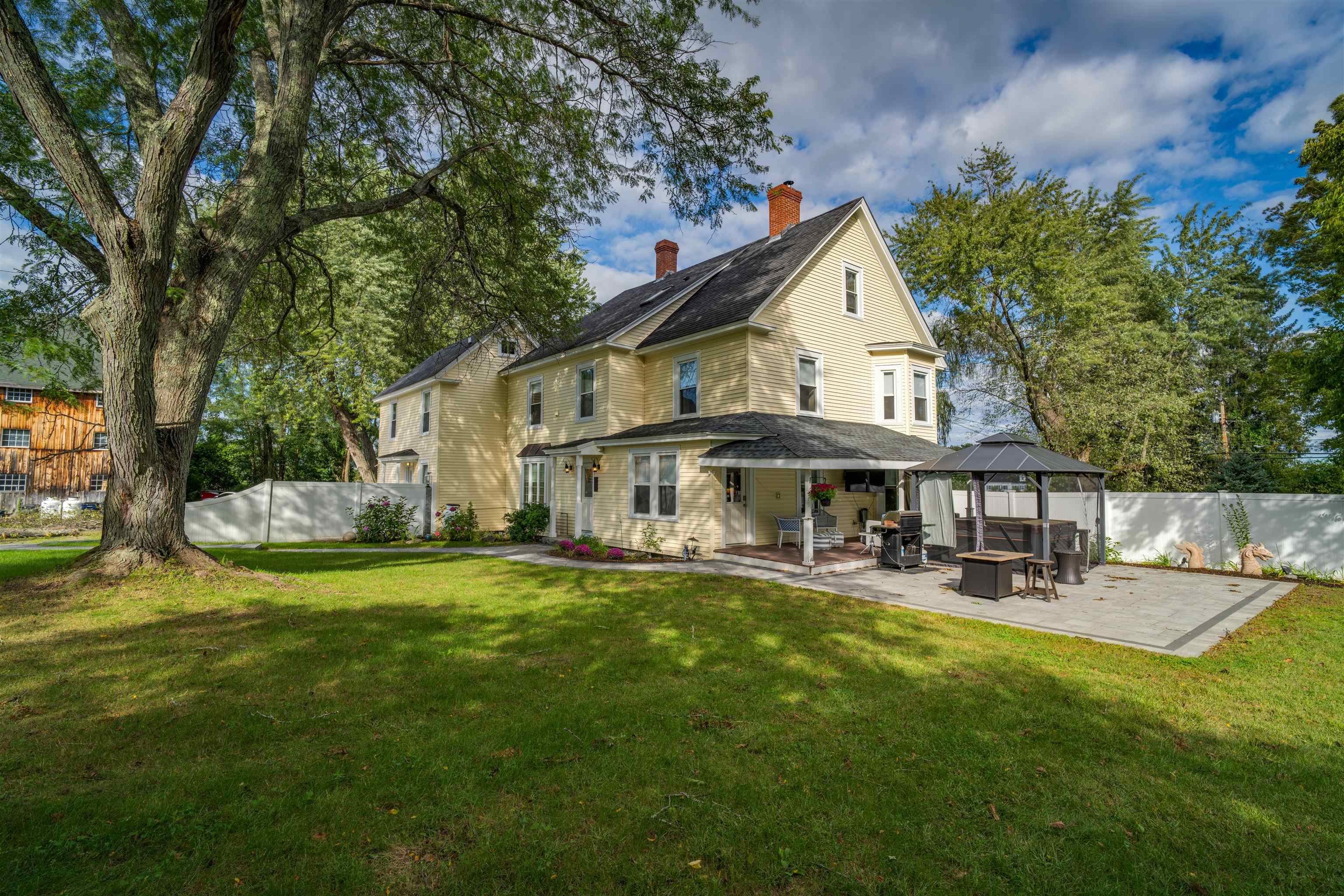 2 Emery Lane Stratham, NH 03885 - Photo 34 of 40 Gallery Image 34