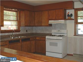 1022 Alvine Road Elmer, NJ 08318 - Photo 6 of 11 Kitchen