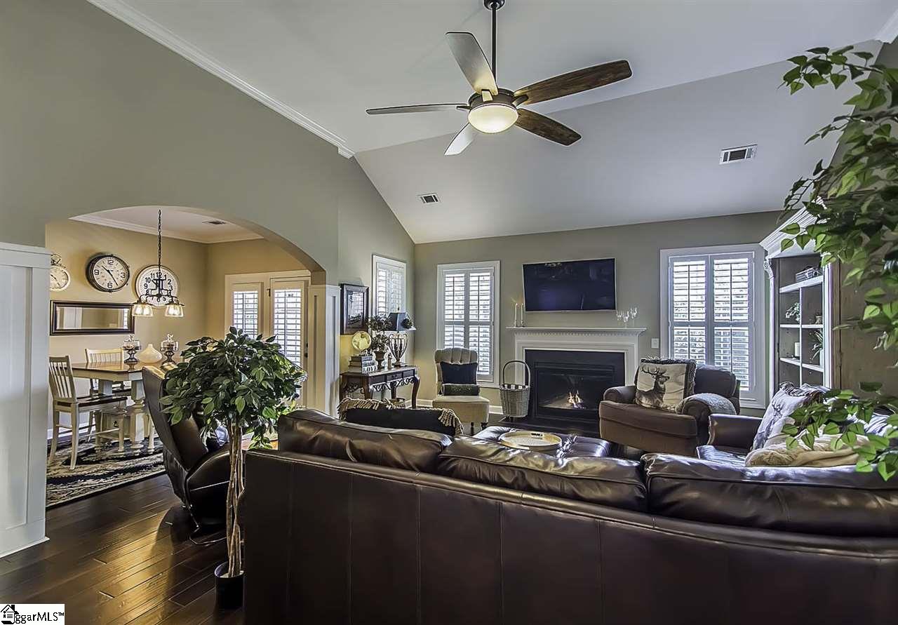 409 Chillingham Court Fountain Inn, SC 29644 - Photo 9 of 36 Gallery Image 9