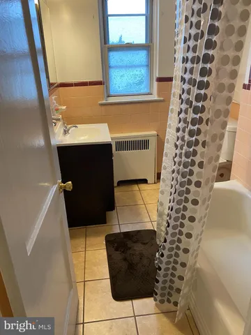 $1,400 | 6434 Oxford Avenue, Unit 2, Philadelphia, PA 19111