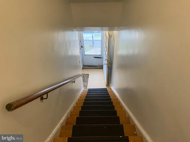 $1,400 | 6434 Oxford Avenue, Unit 2, Philadelphia, PA 19111